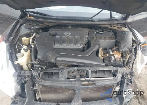 2010 Nissan Altima 2.5 S z USA, uszkodzony, nr VIN 1N4AL2AP1AN494690